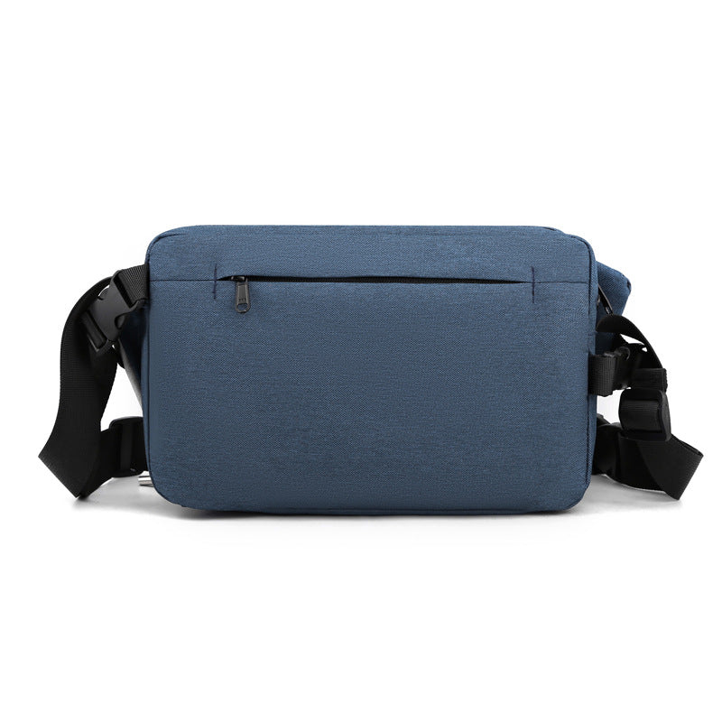 This unisex compact bum bag is perfect for keeping valuables safe and close